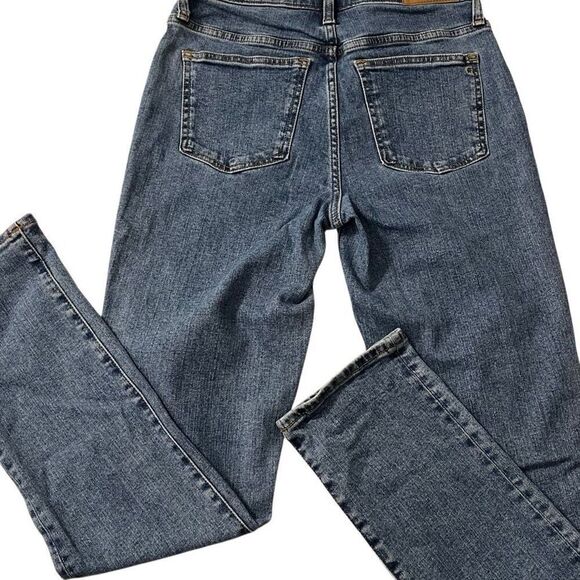 Madewell Mid-Rise Perfect Jeans - Picture 4 of 8